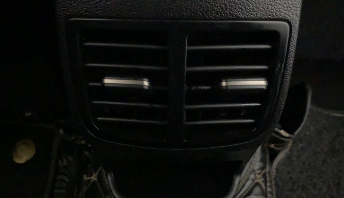 2020 Hyundai NEW I20 ASTA (O) 1.0 TURBO GDI DCT, Petrol, Automatic, 35,292 km, Rear AC Vents