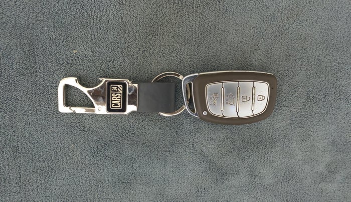 2020 Hyundai NEW I20 ASTA (O) 1.0 TURBO GDI DCT, Petrol, Automatic, 35,292 km, Key Close Up