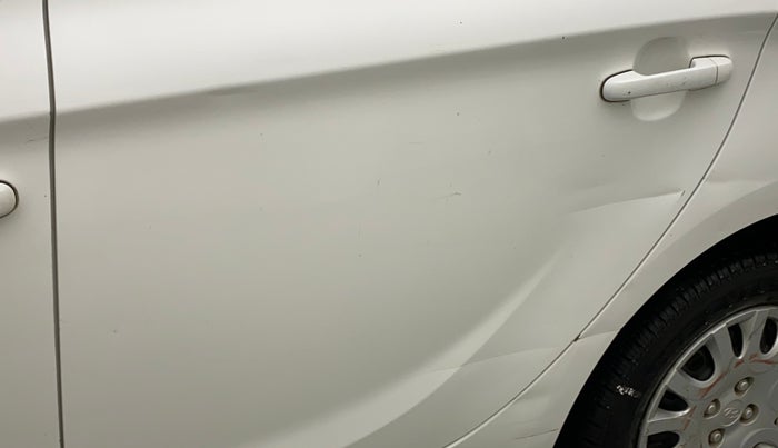 2010 Hyundai i20 MAGNA 1.2, Petrol, Manual, 80,286 km, Rear left door - Slightly dented