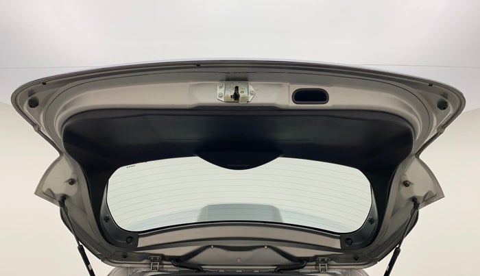 2016 Maruti S Cross ZETA 1.3, Diesel, Manual, 94,756 km, Boot Door Open