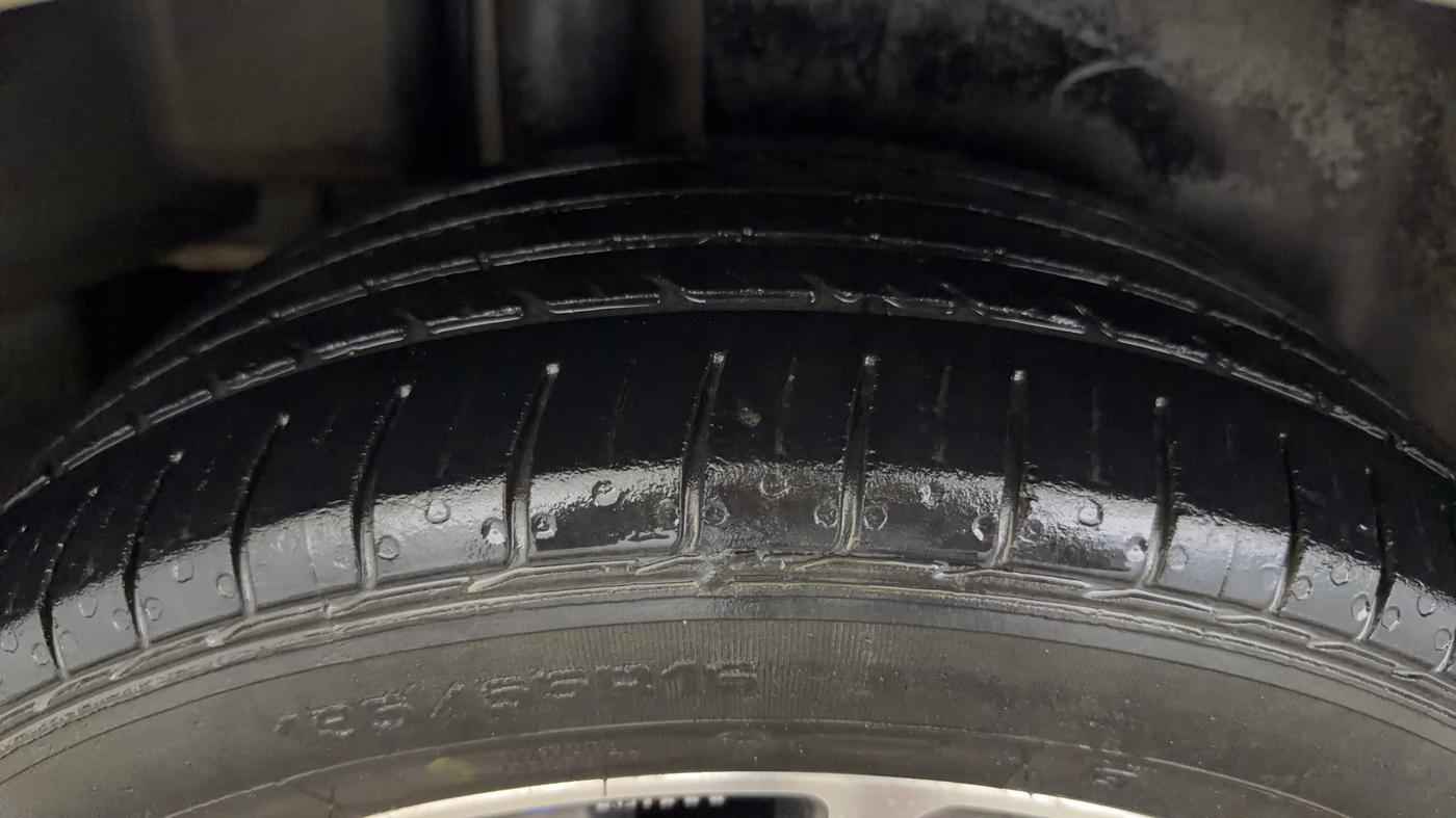 2021 Maruti Ciaz ALPHA 1.5 SHVS PETROL, CNG, Manual, 29,377 km, Right Rear Tyre Tread