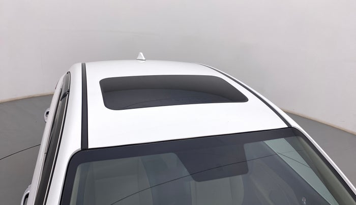 2018 Hyundai Verna 1.6 SX (O) CRDI MT, Diesel, Manual, 87,810 km, Roof