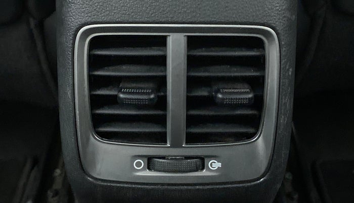 2018 Hyundai Verna 1.6 SX (O) CRDI MT, Diesel, Manual, 87,810 km, Rear AC Vents