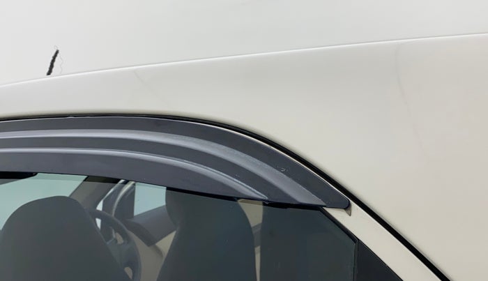 2013 Hyundai Eon ERA +, Petrol, Manual, 50,981 km, Rear left door - Door visor damaged