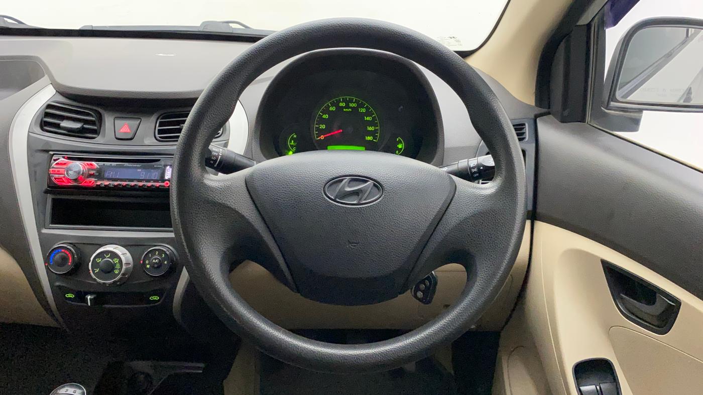 2013 Hyundai Eon ERA +, Petrol, Manual, 50,981 km, Steering Wheel Close Up