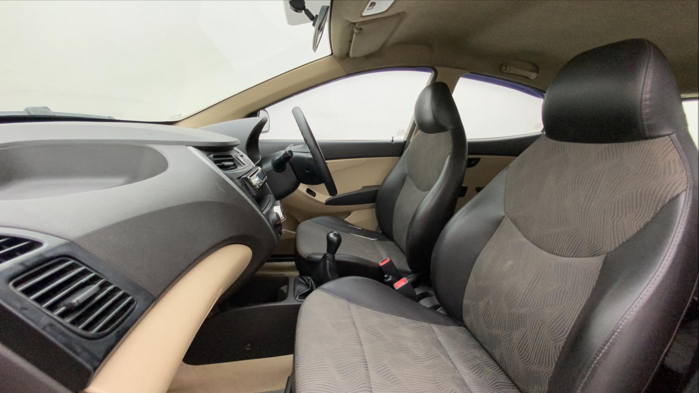 2013 Hyundai Eon ERA +, Petrol, Manual, 50,981 km, Right Side Front Door Cabin