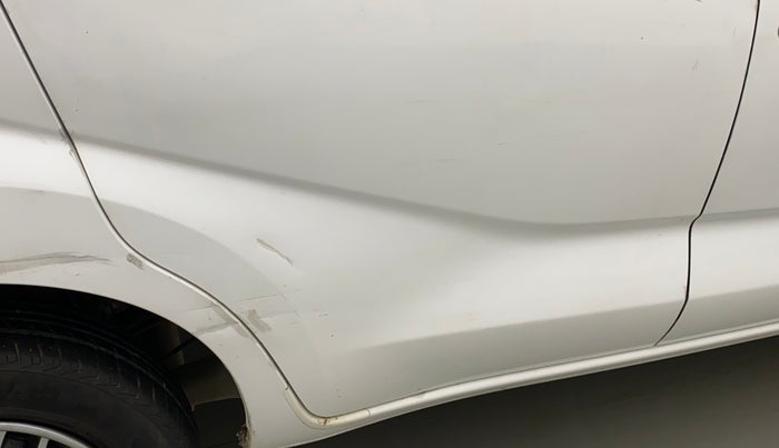 2018 Datsun Redi Go T (O), Petrol, Manual, 1,11,166 km, Right rear door - Slightly dented