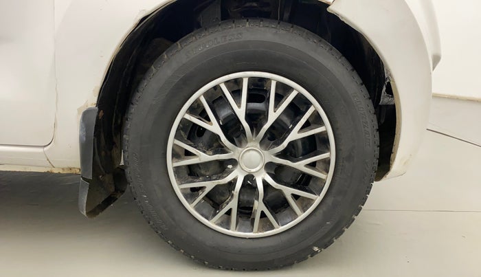 2018 Datsun Redi Go T (O), Petrol, Manual, 1,11,166 km, Right Front Wheel