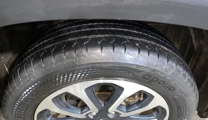 2023 Maruti Grand Vitara ZETA SMART HYBRID, Petrol, Manual, 45,918 km, Right Front Tyre Tread