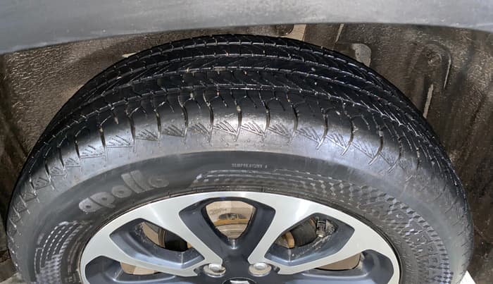 2023 Maruti Grand Vitara ZETA SMART HYBRID, Petrol, Manual, 45,918 km, Left Rear Tyre Tread
