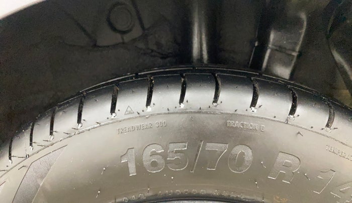 2014 Hyundai Grand i10 SPORTZ 1.2 KAPPA VTVT, Petrol, Manual, 48,193 km, Left Rear Tyre Tread