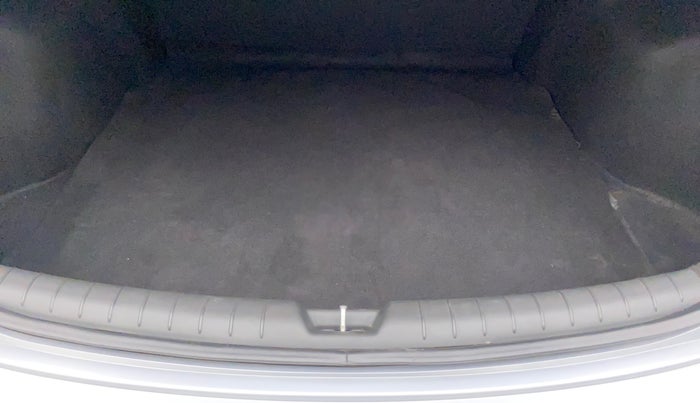 2020 Hyundai Verna SX (O) 1.5 CRDI, Diesel, Manual, 71,495 km, Boot Inside