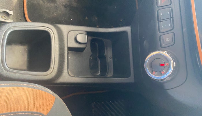 2017 Renault Kwid CLIMBER 1.0 AMT, Petrol, Automatic, 18,411 km, Gear Lever