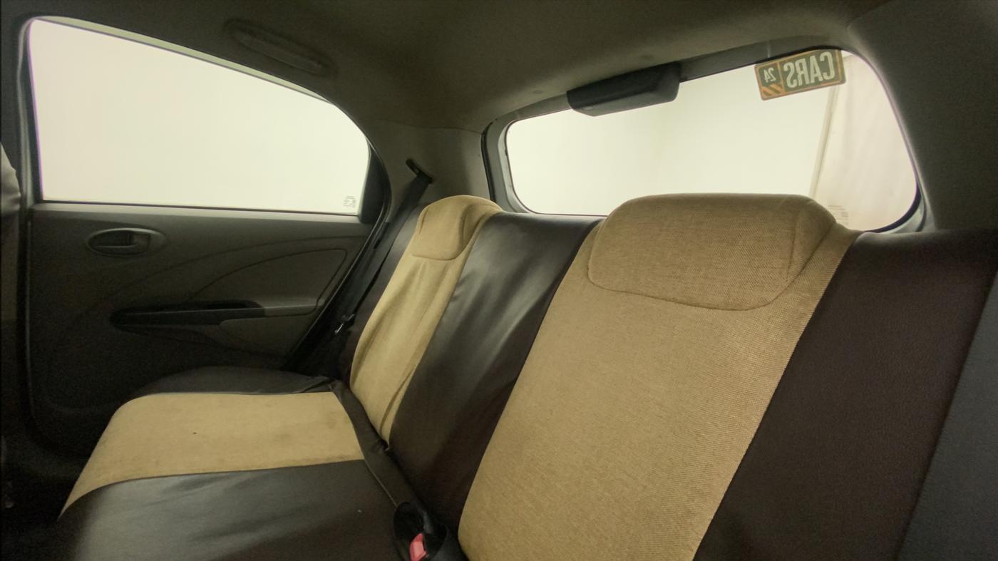2011 Toyota Etios Liva G, Petrol, Manual, 40,328 km, Right Side Rear Door Cabin