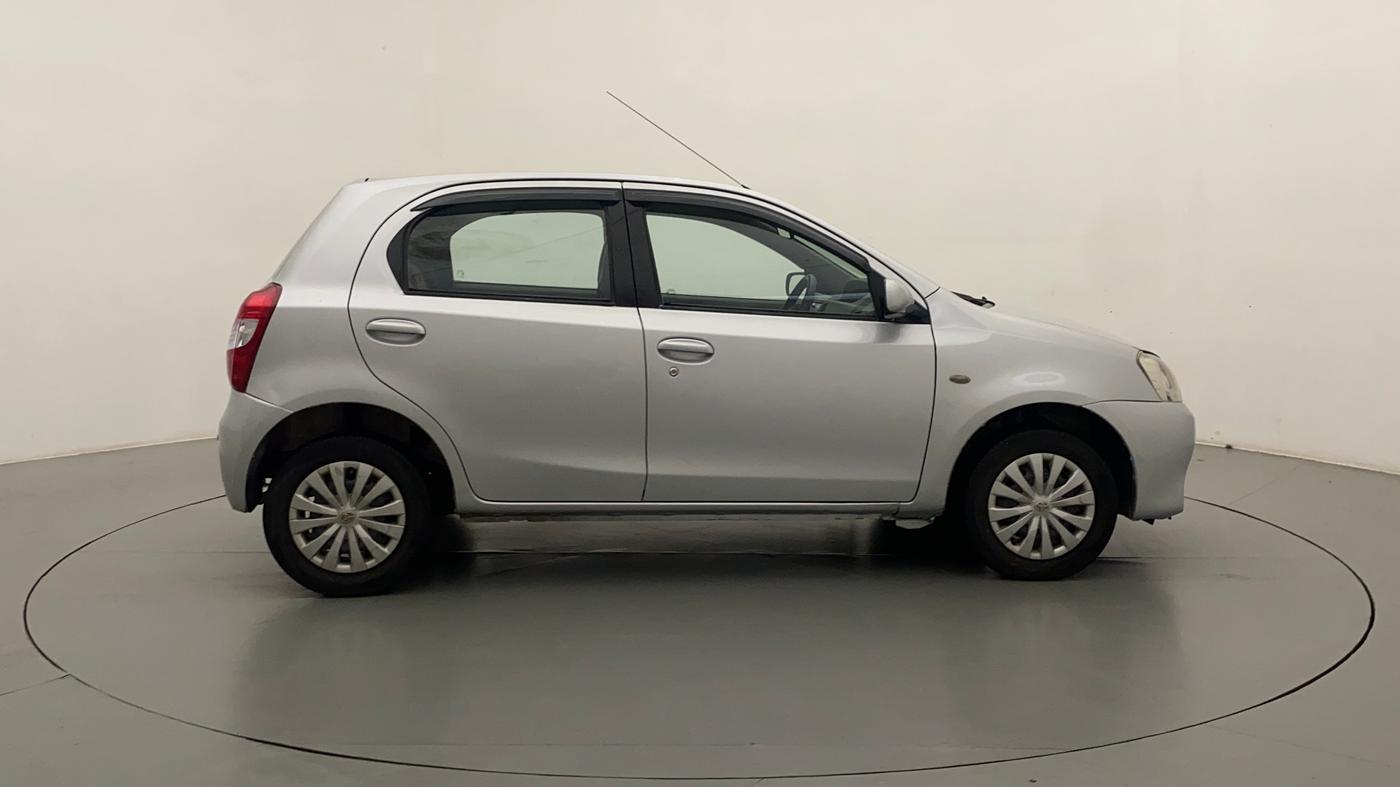 2011 Toyota Etios Liva G, Petrol, Manual, 40,328 km, Right Side