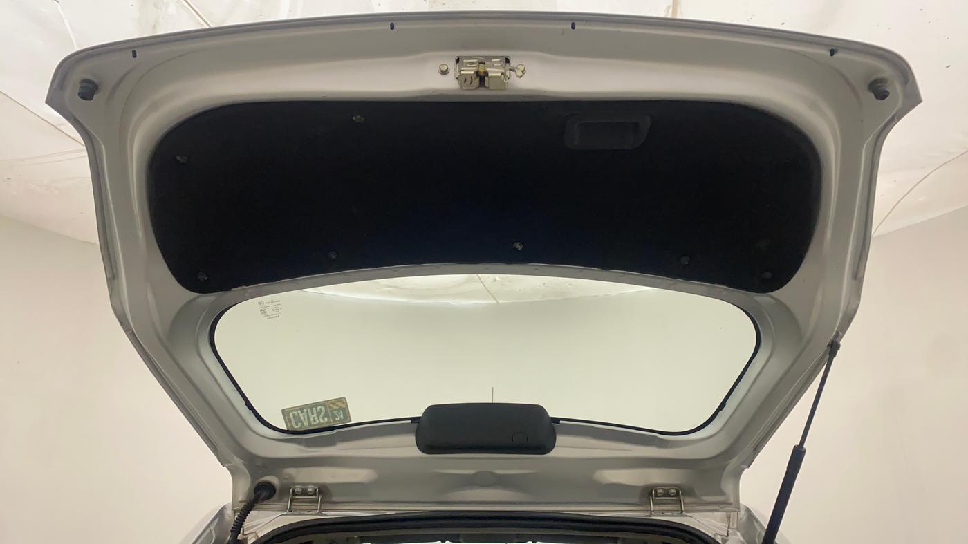 2011 Toyota Etios Liva G, Petrol, Manual, 40,328 km, Boot Door Open