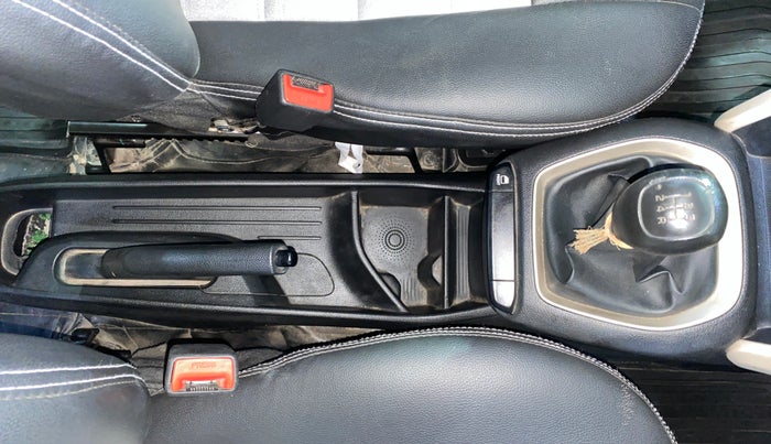 2020 Hyundai NEW SANTRO ERA EXECUTIVE, Petrol, Manual, 48,910 km, Gear Lever