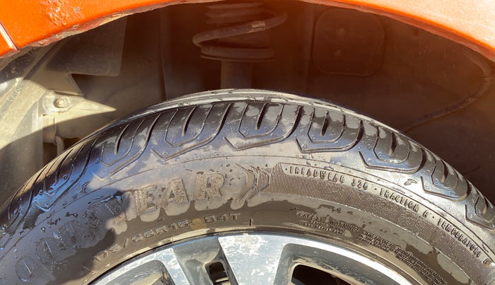 2018 Tata Tiago XZ PLUS PETROL, Petrol, Manual, 72,122 km, Right Rear Tyre Tread