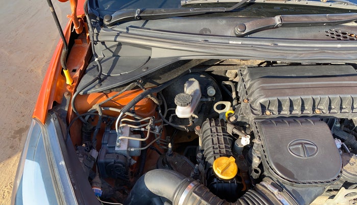 2018 Tata Tiago XZ PLUS PETROL, Petrol, Manual, 72,122 km, Engine View - Right