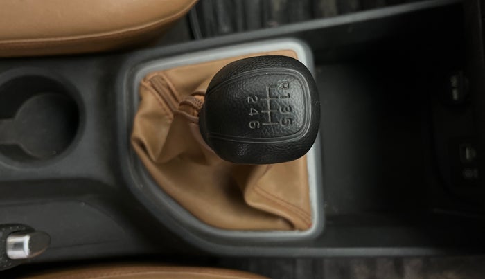 2016 Hyundai Creta E PLUS 1.6 PETROL, Petrol, Manual, 70,369 km, Gear Lever