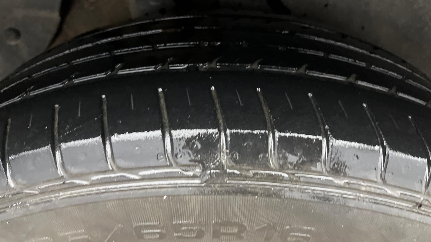 2016 Hyundai Creta E PLUS 1.6 PETROL, Petrol, Manual, 70,281 km, Right Rear Tyre Tread