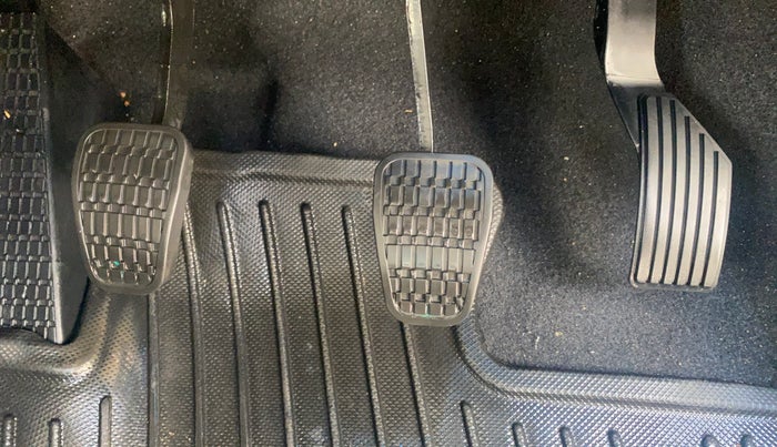 2020 Tata ALTROZ XZ PETROL, Petrol, Manual, 22,214 km, Pedals