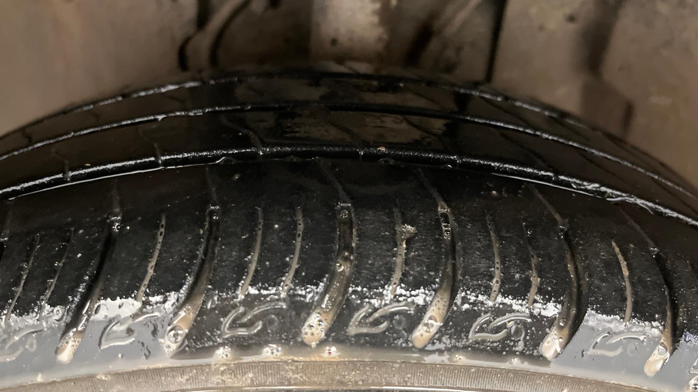 2022 Tata ALTROZ XT PETROL, Petrol, Manual, 39,975 km, Left Front Tyre Tread