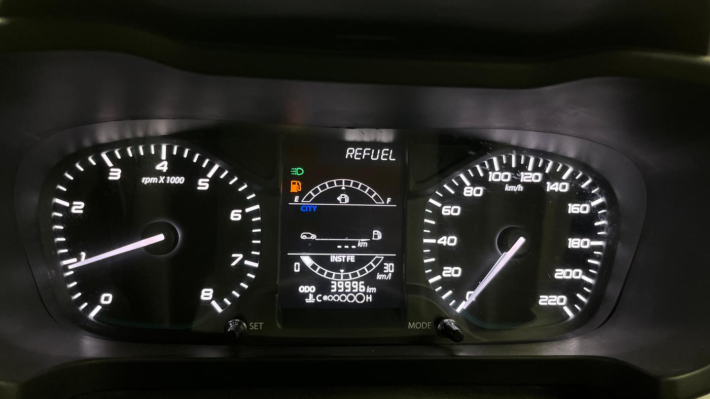 2022 Tata ALTROZ XT PETROL, Petrol, Manual, 39,975 km, Odometer Image