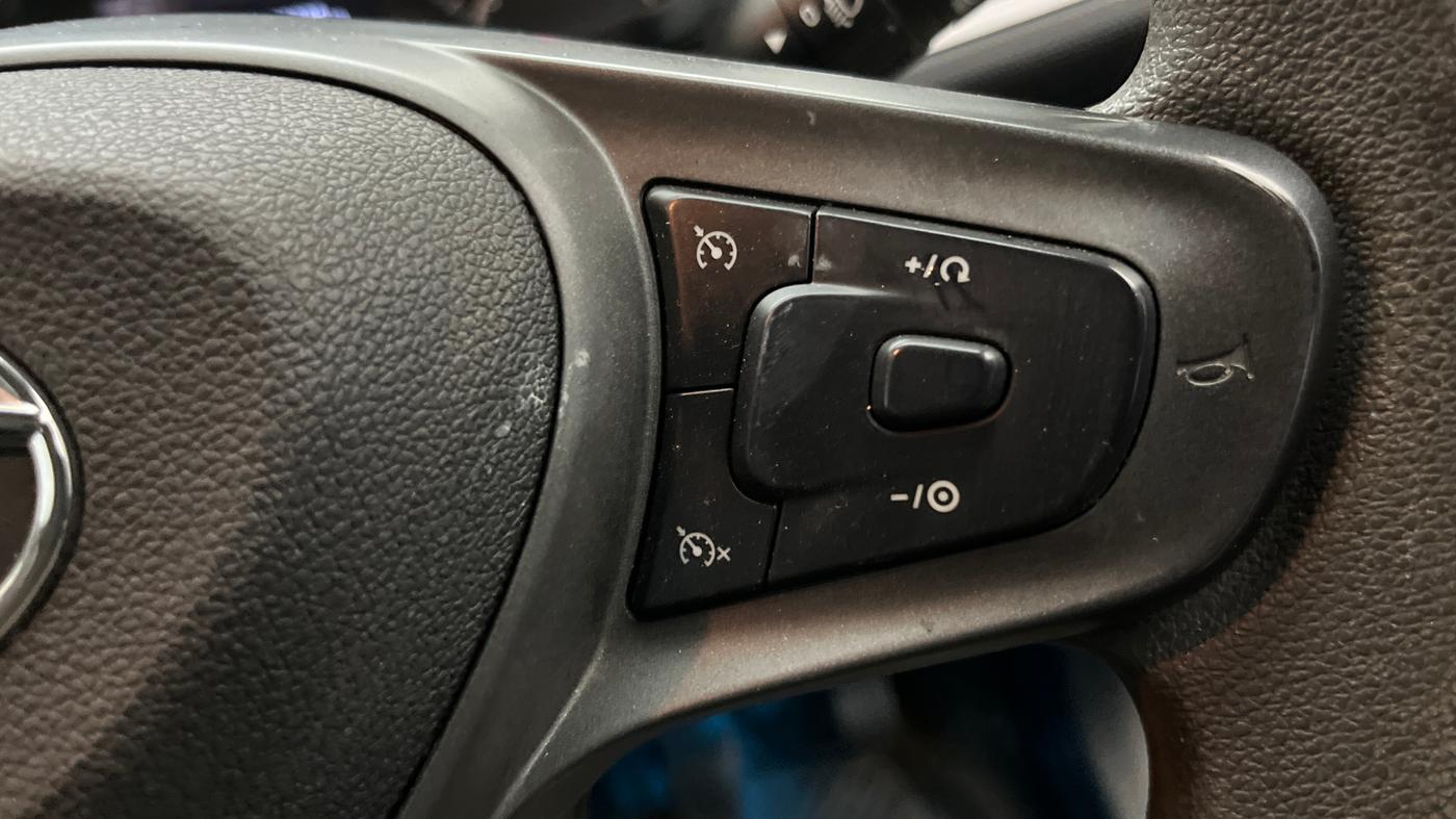2022 Tata ALTROZ XT PETROL, Petrol, Manual, 39,975 km, Adaptive Cruise Control