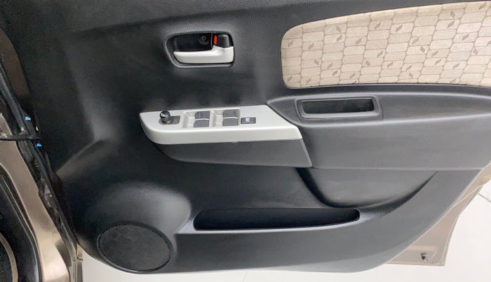 2013 Maruti Wagon R 1.0 VXI, Petrol, Manual, 65,536 km, Driver Side Door Panels Control