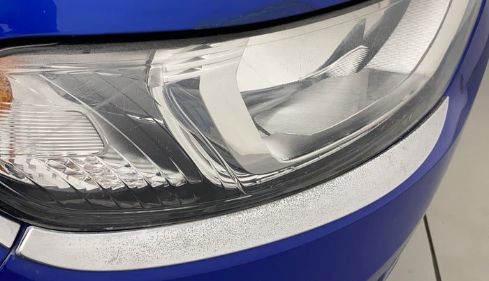 2015 Ford Ecosport TITANIUM 1.5L PETROL AT, Petrol, Automatic, 28,440 km, Right headlight - Minor scratches