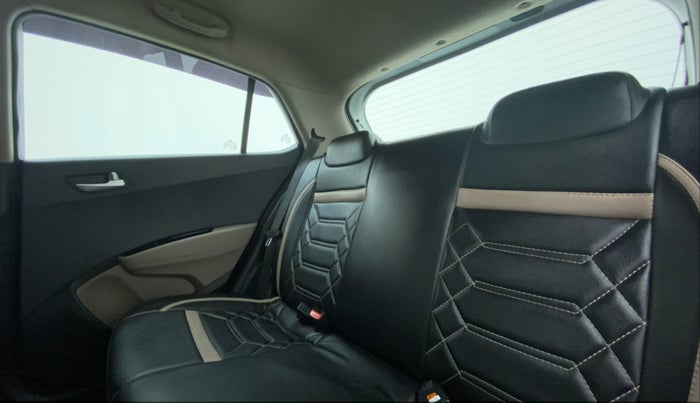 2018 Hyundai Grand i10 SPORTZ 1.2 KAPPA VTVT, Petrol, Manual, 41,306 km, Right Side Rear Door Cabin
