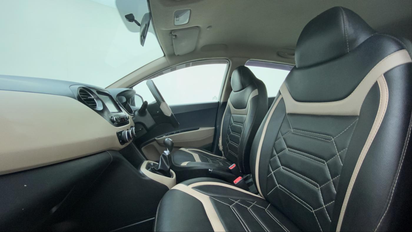 2018 Hyundai Grand i10 SPORTZ 1.2 KAPPA VTVT, Petrol, Manual, 41,306 km, Right Side Front Door Cabin