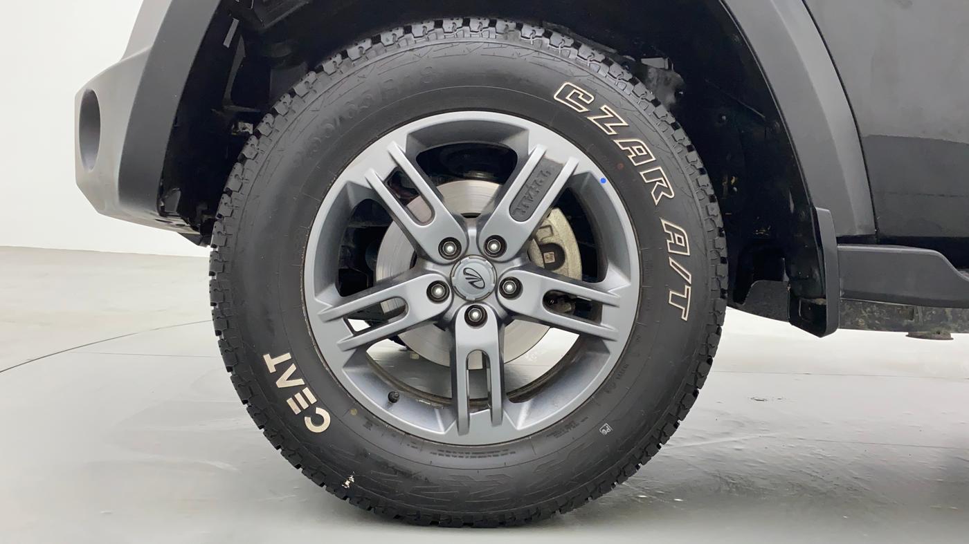 2021 Mahindra Thar LX  P 4WD AT CONVERTIBLE, Petrol, Automatic, 5,302 km, Left Front Wheel