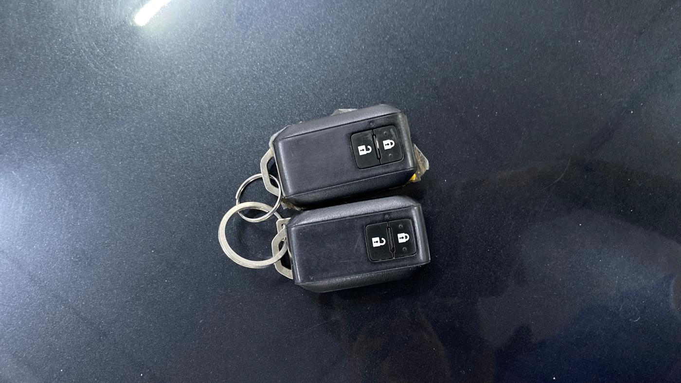 2022 Maruti Swift ZXI, Petrol, Manual, 74,105 km, Key Close Up