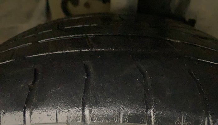 2018 Tata NEXON XZA PLUS PETROL, Petrol, Automatic, 44,976 km, Right Front Tyre Tread