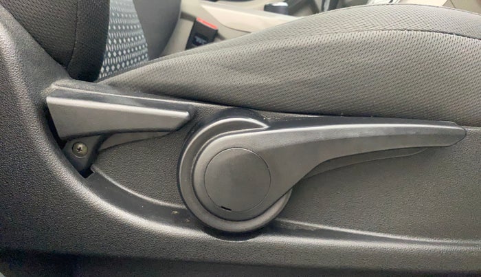 2018 Tata NEXON XZA PLUS PETROL, Petrol, Automatic, 44,976 km, Driver Side Adjustment Panel