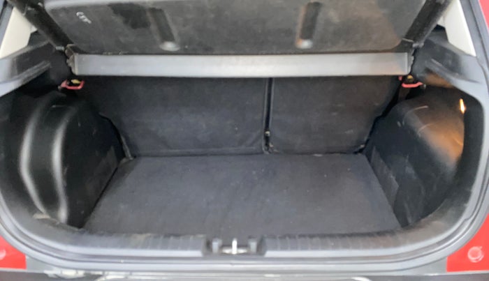 2022 Hyundai VENUE SX 1.2 PETROL, Petrol, Manual, 25,957 km, Boot Inside