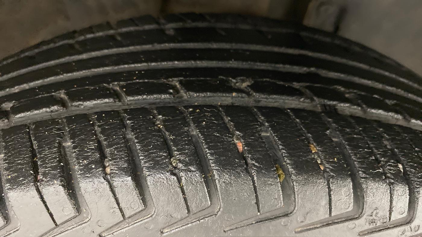 2018 Renault Kwid 1.0 RXL, Petrol, Manual, 60,854 km, Right Front Tyre Tread