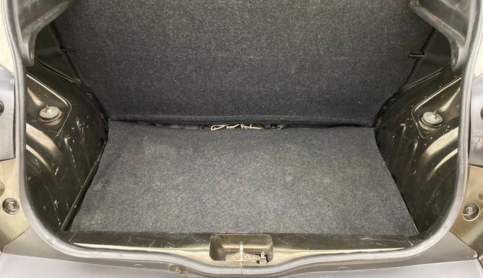2018 Renault Kwid 1.0 RXL, Petrol, Manual, 60,854 km, Boot Inside
