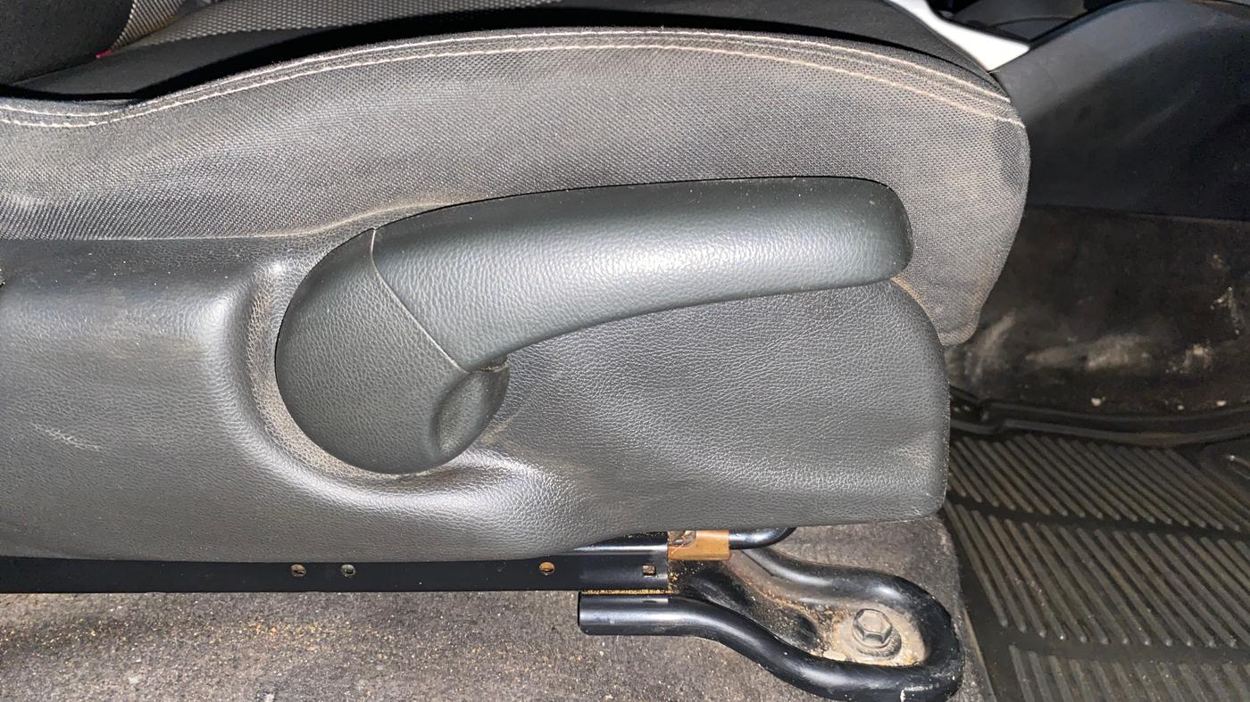 2018 Honda WR-V 1.2L I-VTEC VX MT, Petrol, Manual, 71,980 km, Driver Side Adjustment Panel