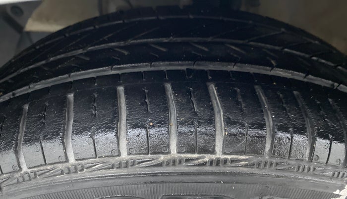 2018 Hyundai Grand i10 SPORTZ 1.2 KAPPA VTVT, Petrol, Manual, 22,876 km, Left Front Tyre Tread