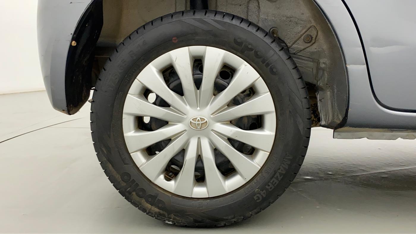 2016 Toyota Etios Liva GD, Diesel, Manual, 65,160 km, Right Rear Wheel
