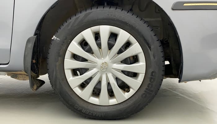 2016 Toyota Etios Liva GD, Diesel, Manual, 65,160 km, Right Front Wheel