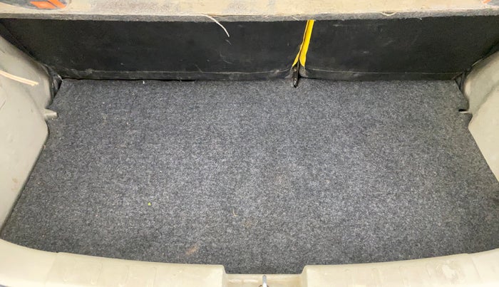 2014 Maruti Celerio VXI AMT, Petrol, Automatic, 71,586 km, Boot Inside