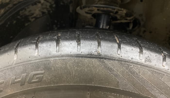 2022 Maruti Baleno ALPHA PETROL 1.2, Petrol, Manual, 39,536 km, Left Front Tyre Tread