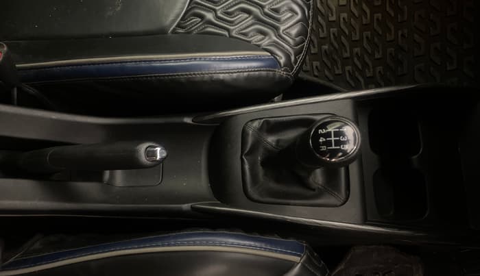 2022 Maruti Baleno ALPHA PETROL 1.2, Petrol, Manual, 39,536 km, Gear Lever
