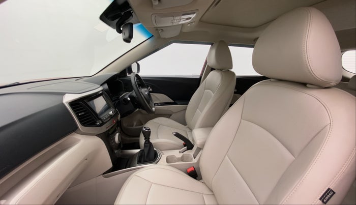 2021 Mahindra XUV300 1.2 W8 OPT, Petrol, Manual, 9,211 km, Right Side Front Door Cabin