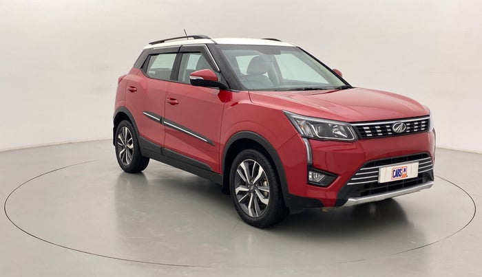 2021 Mahindra XUV300 1.2 W8 OPT, Petrol, Manual, 9,211 km, Right Front Diagonal