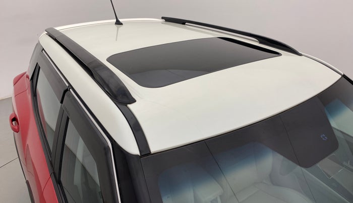 2021 Mahindra XUV300 1.2 W8 OPT, Petrol, Manual, 9,211 km, Roof